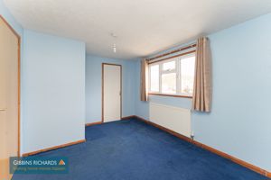 Bedroom- click for photo gallery